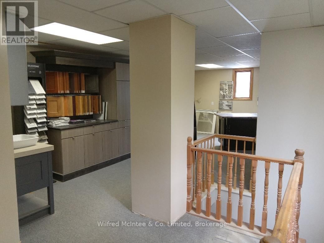 35 JOSEPH STREET Image 13