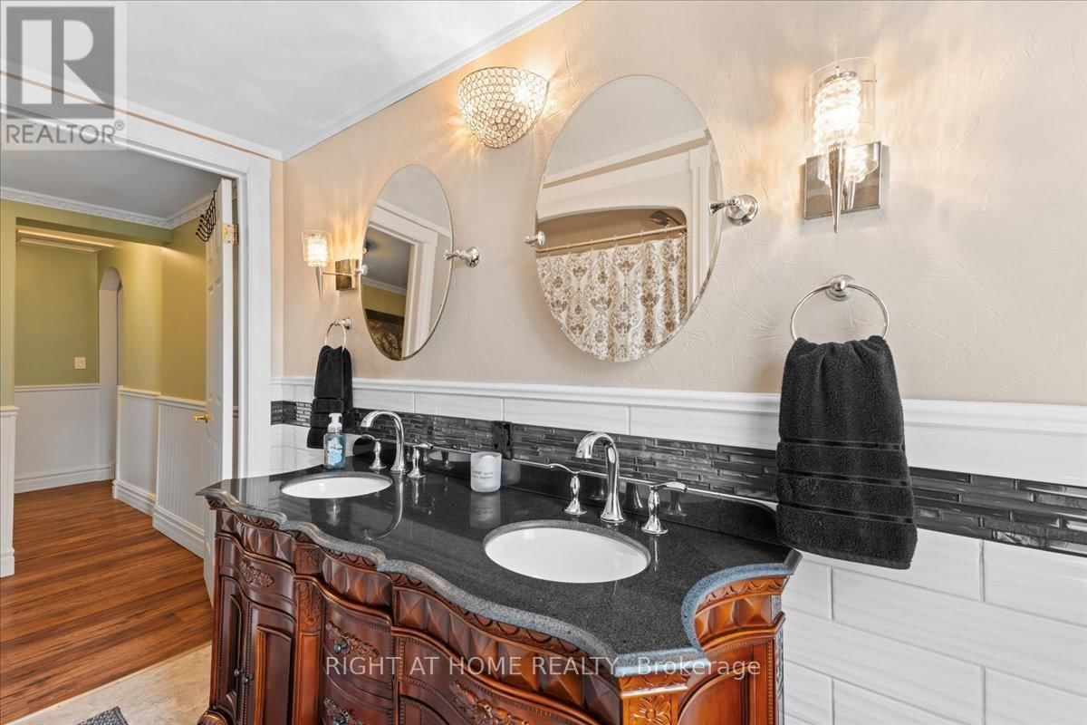 65 DONALD STREET Image 22