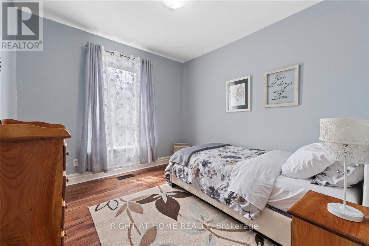 65 DONALD STREET Image 29