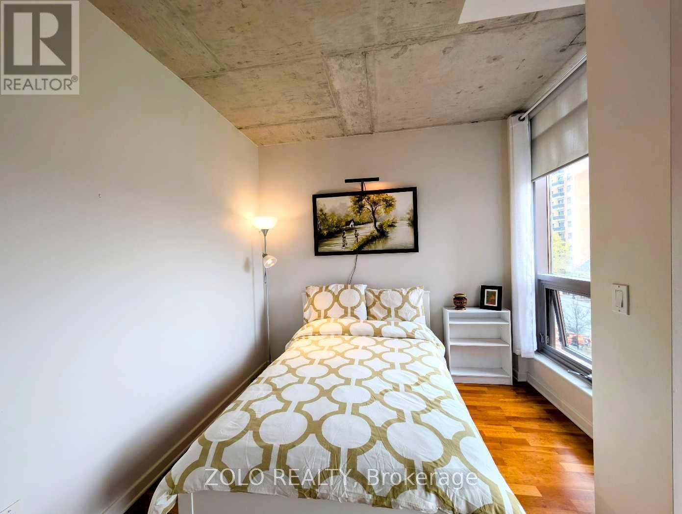 402 - 180 YORK STREET Image 18