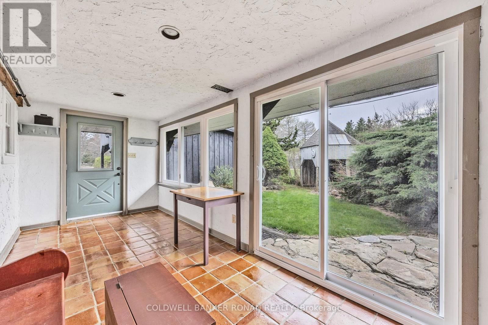 836138 4TH LINE EAST Image 38
