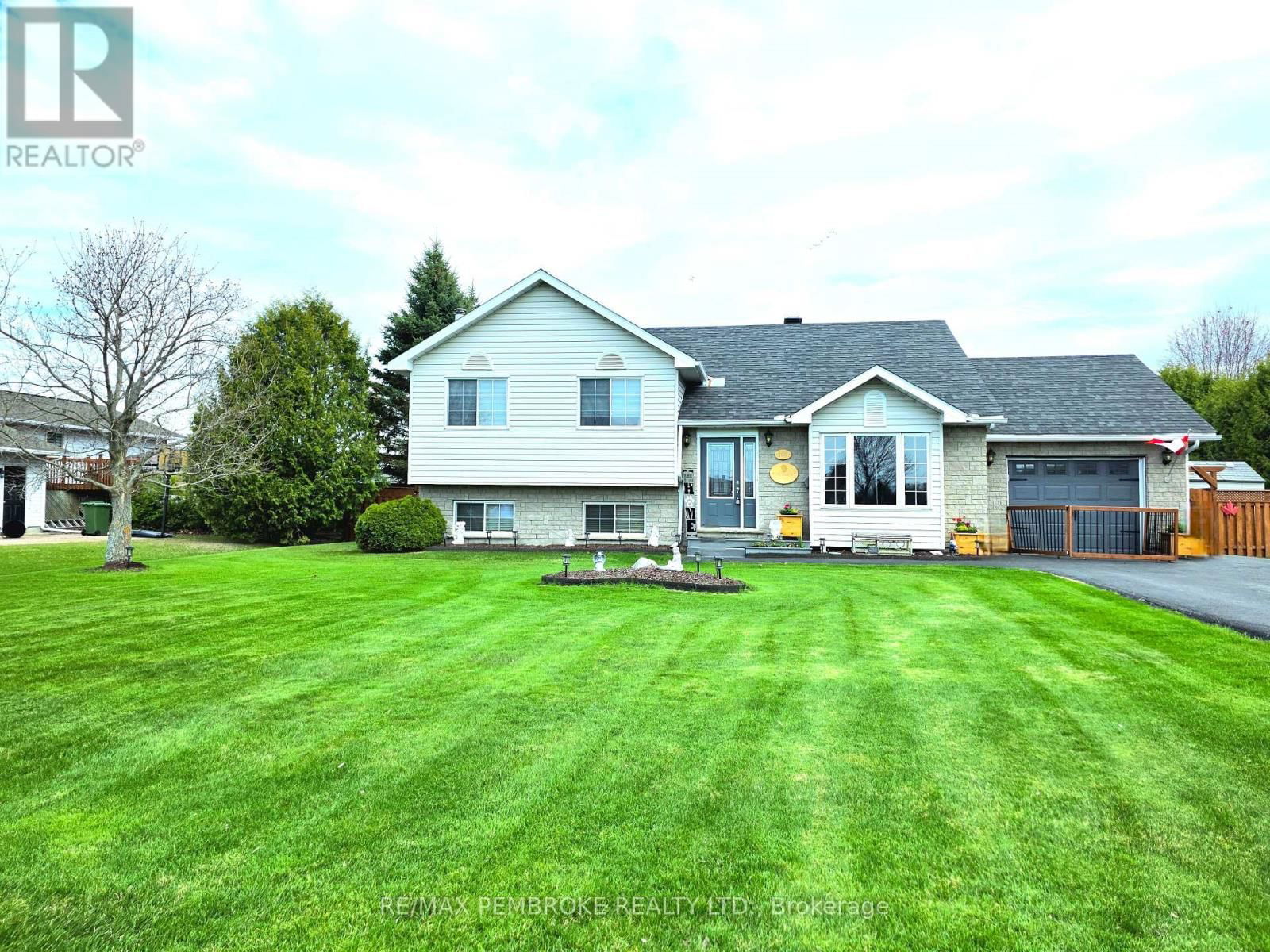 165 PLEASANT VIEW DRIVE Image 2