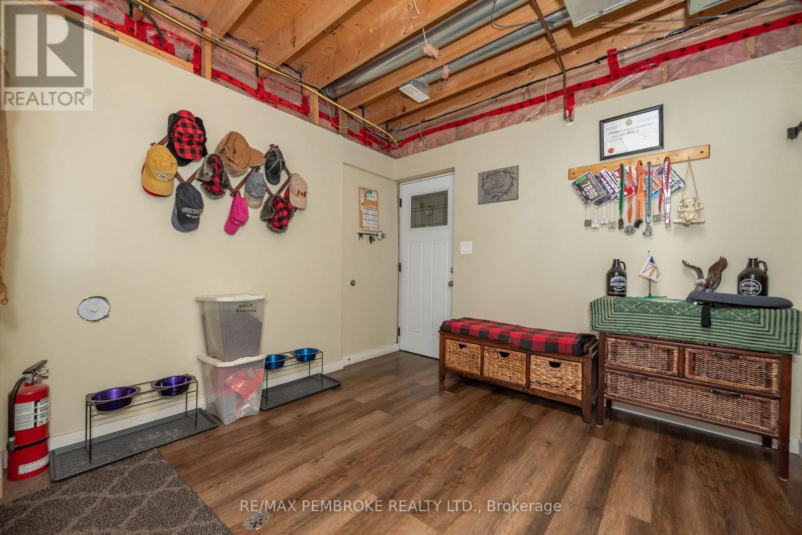 165 PLEASANT VIEW DRIVE Image 34