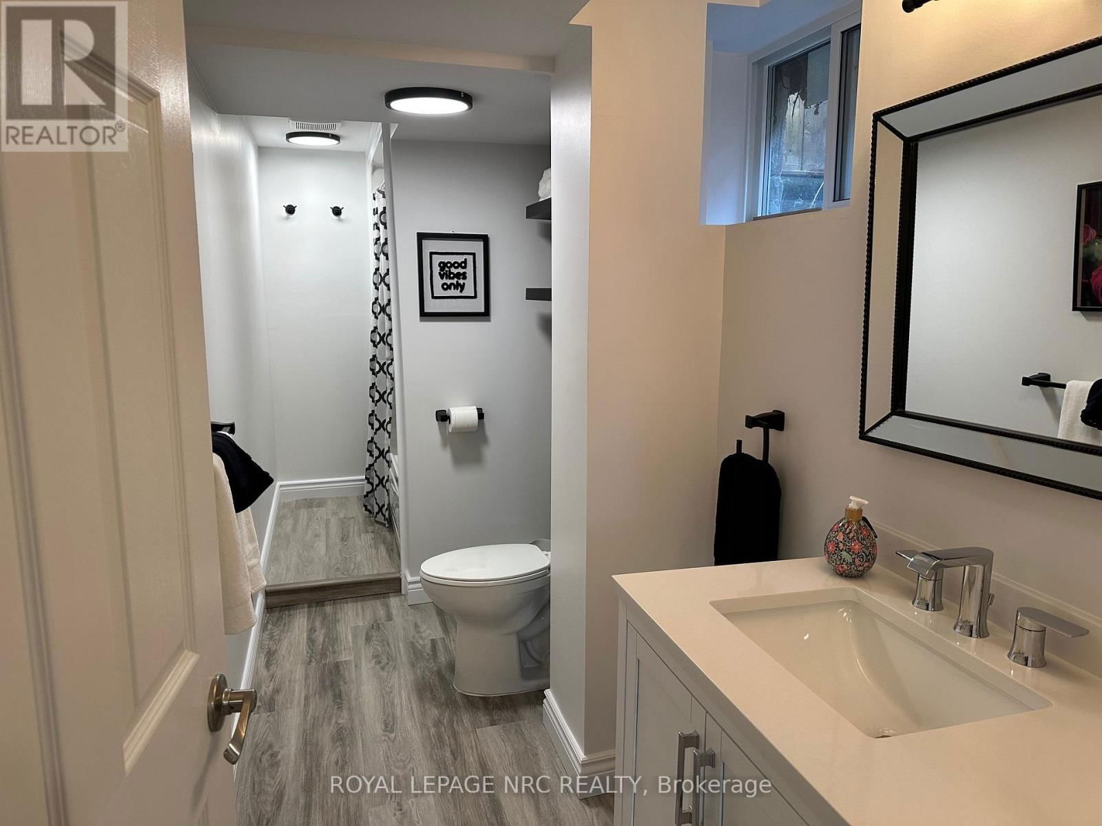 45 CATHERINE STREET Image 20