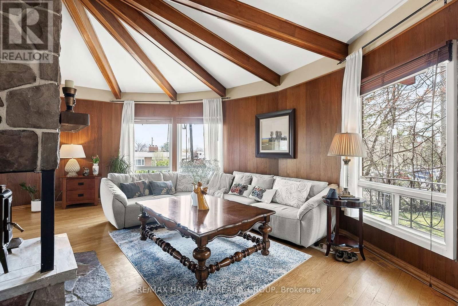 323 PERRIER AVENUE Image 18