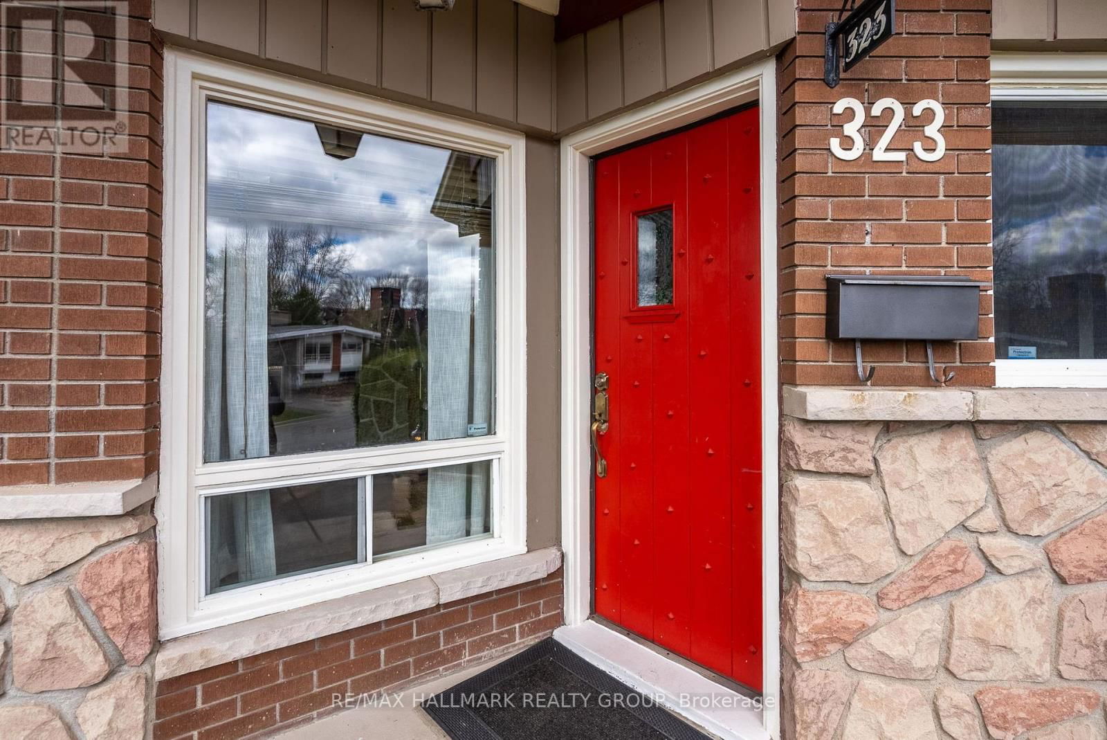 323 PERRIER AVENUE Image 4