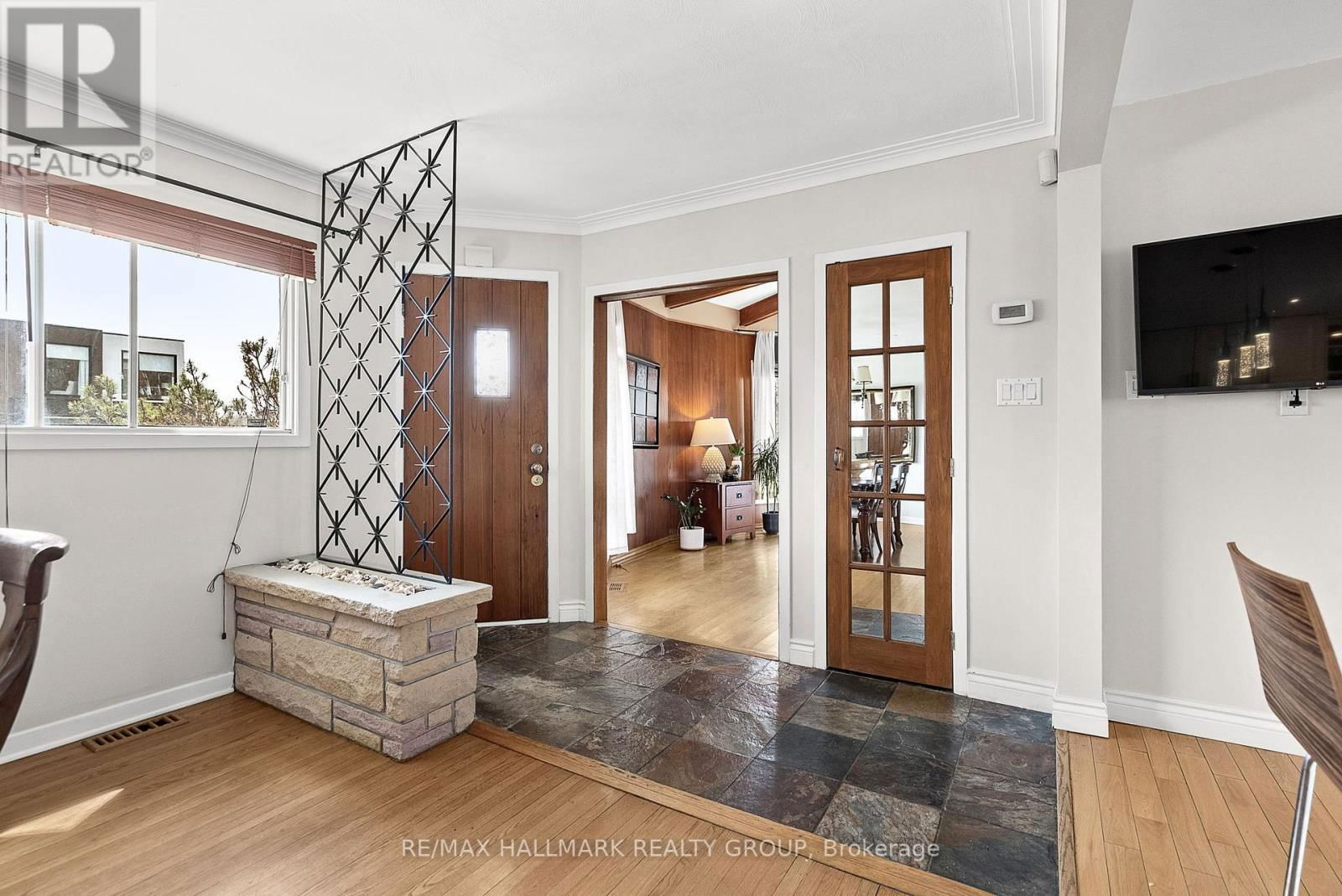 323 PERRIER AVENUE Image 5