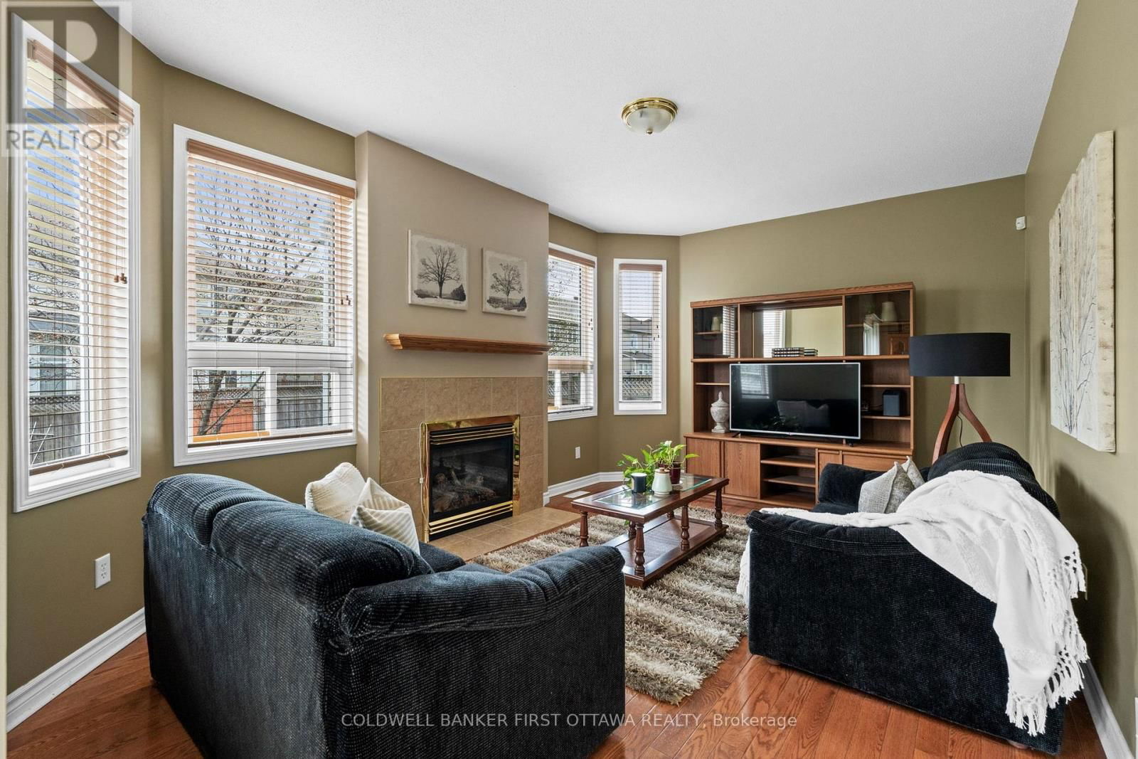 244 DEERCROFT AVENUE Image 15