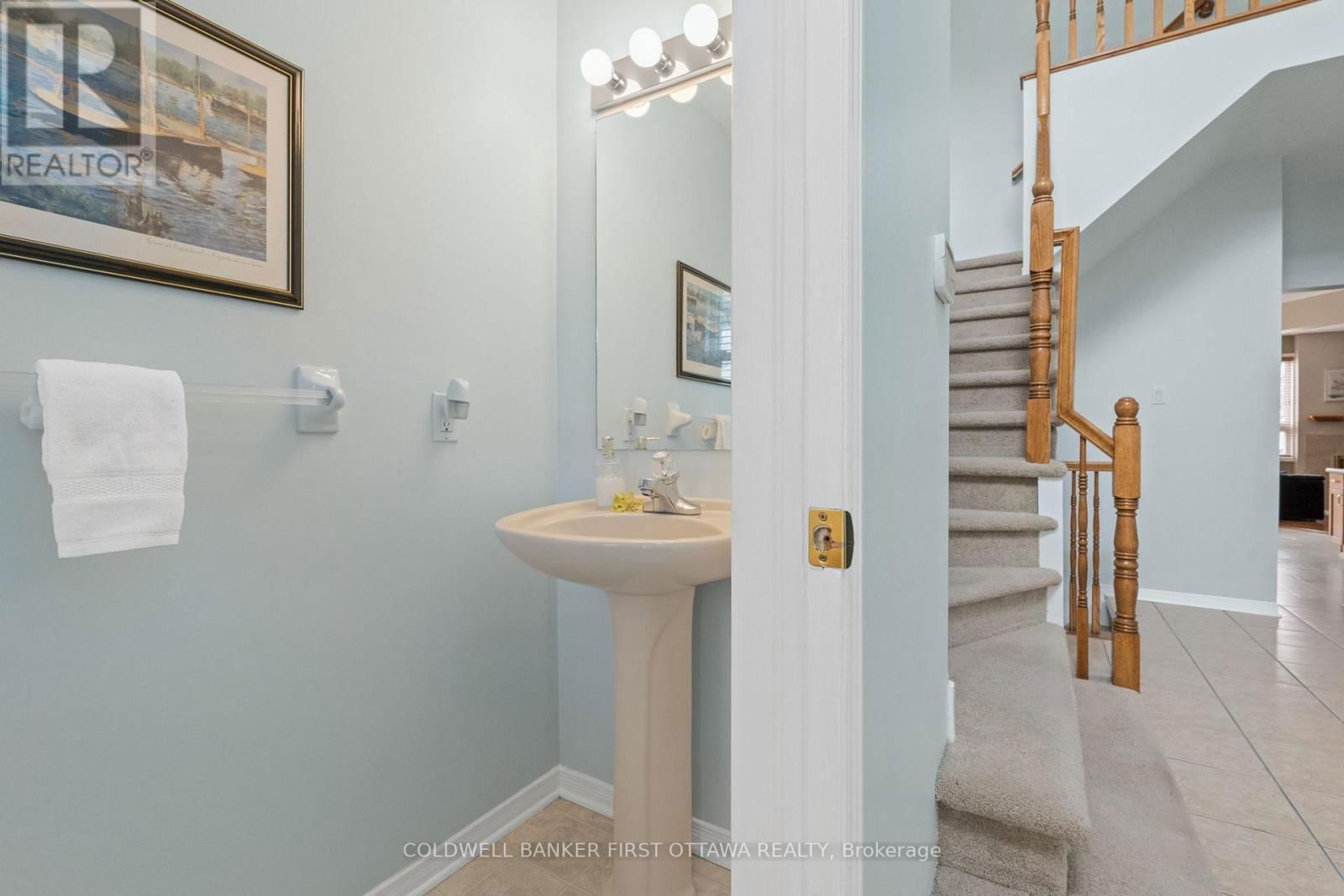 244 DEERCROFT AVENUE Image 17