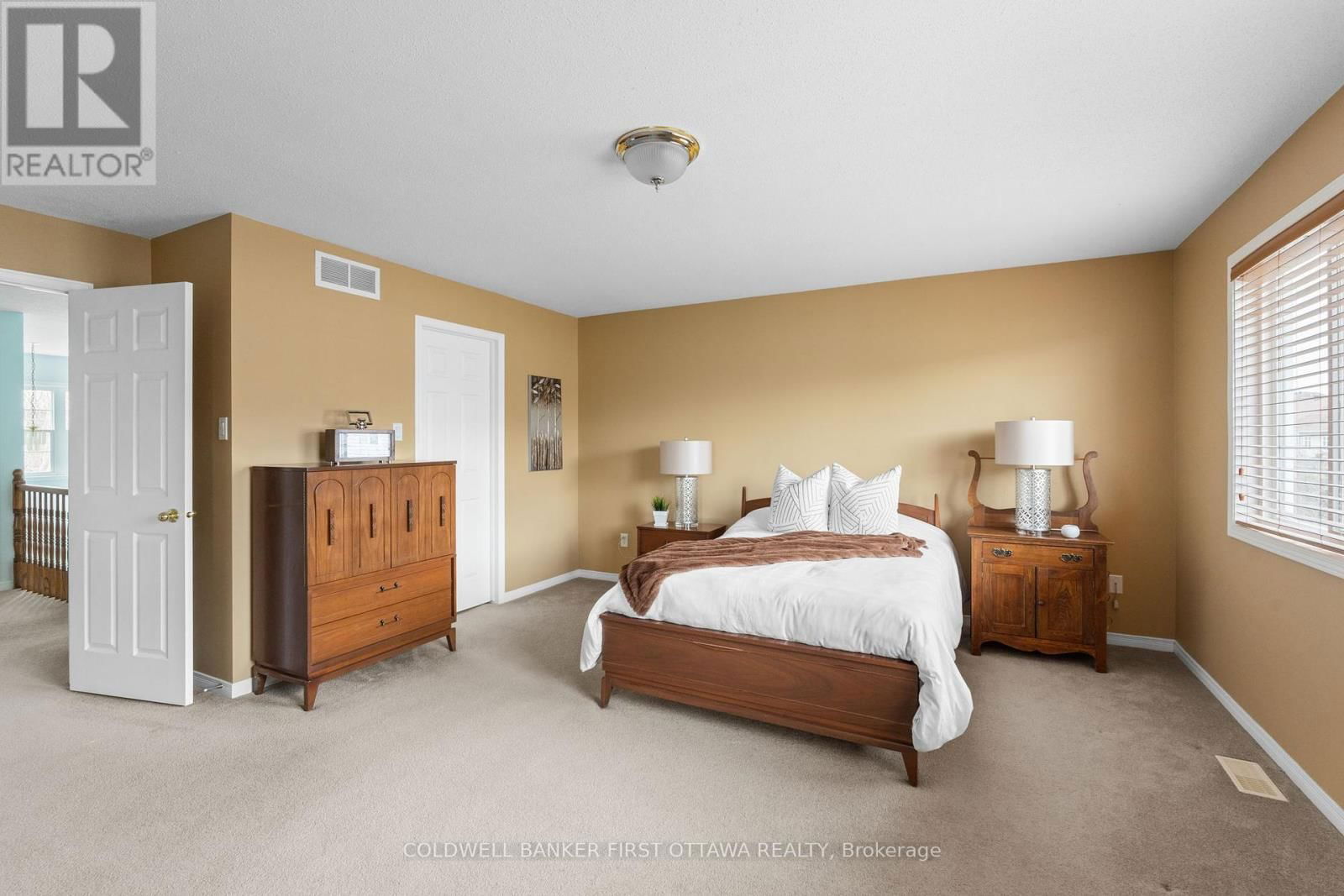 244 DEERCROFT AVENUE Image 20
