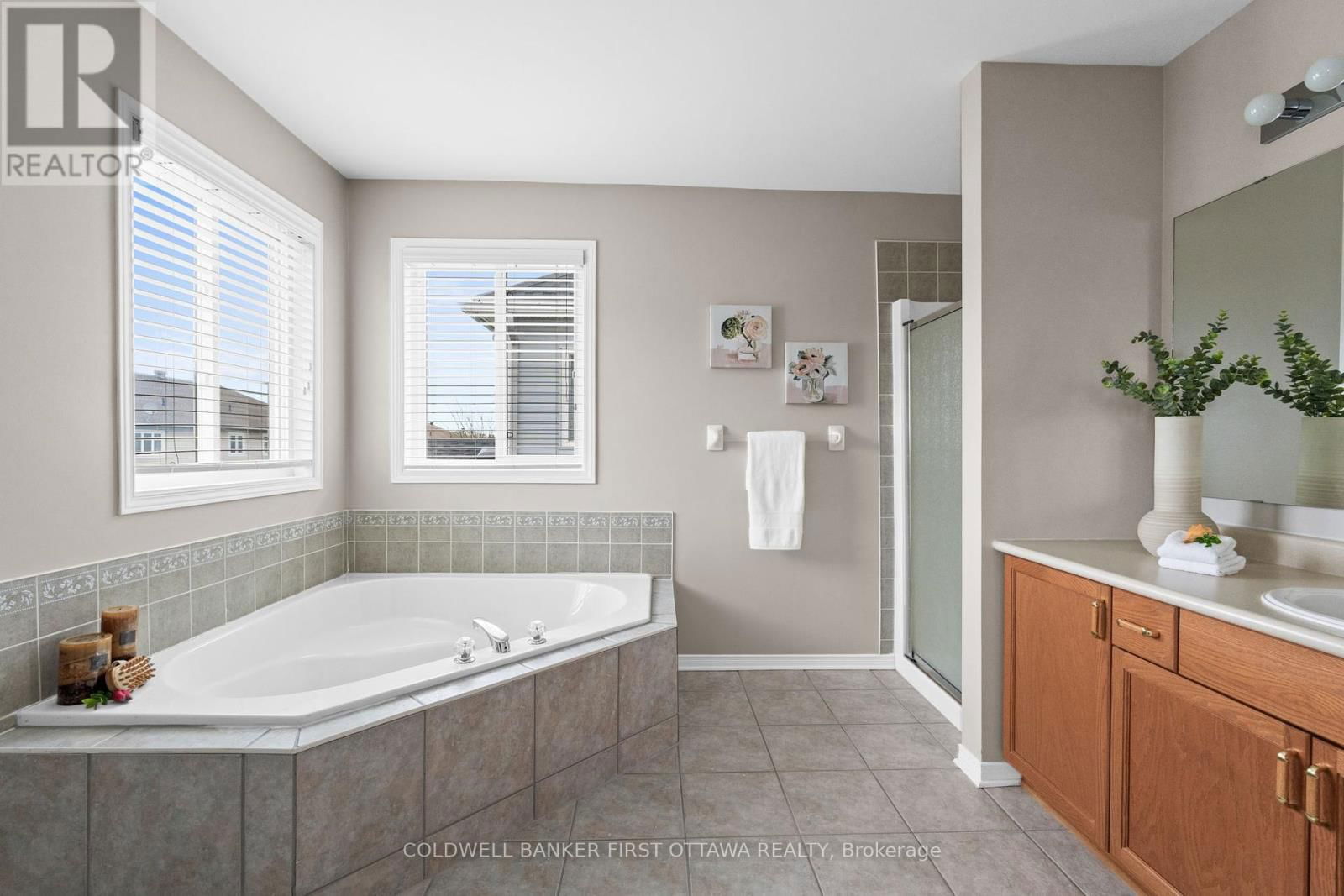 244 DEERCROFT AVENUE Image 23