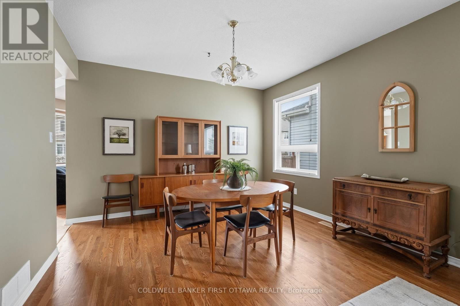 244 DEERCROFT AVENUE Image 7