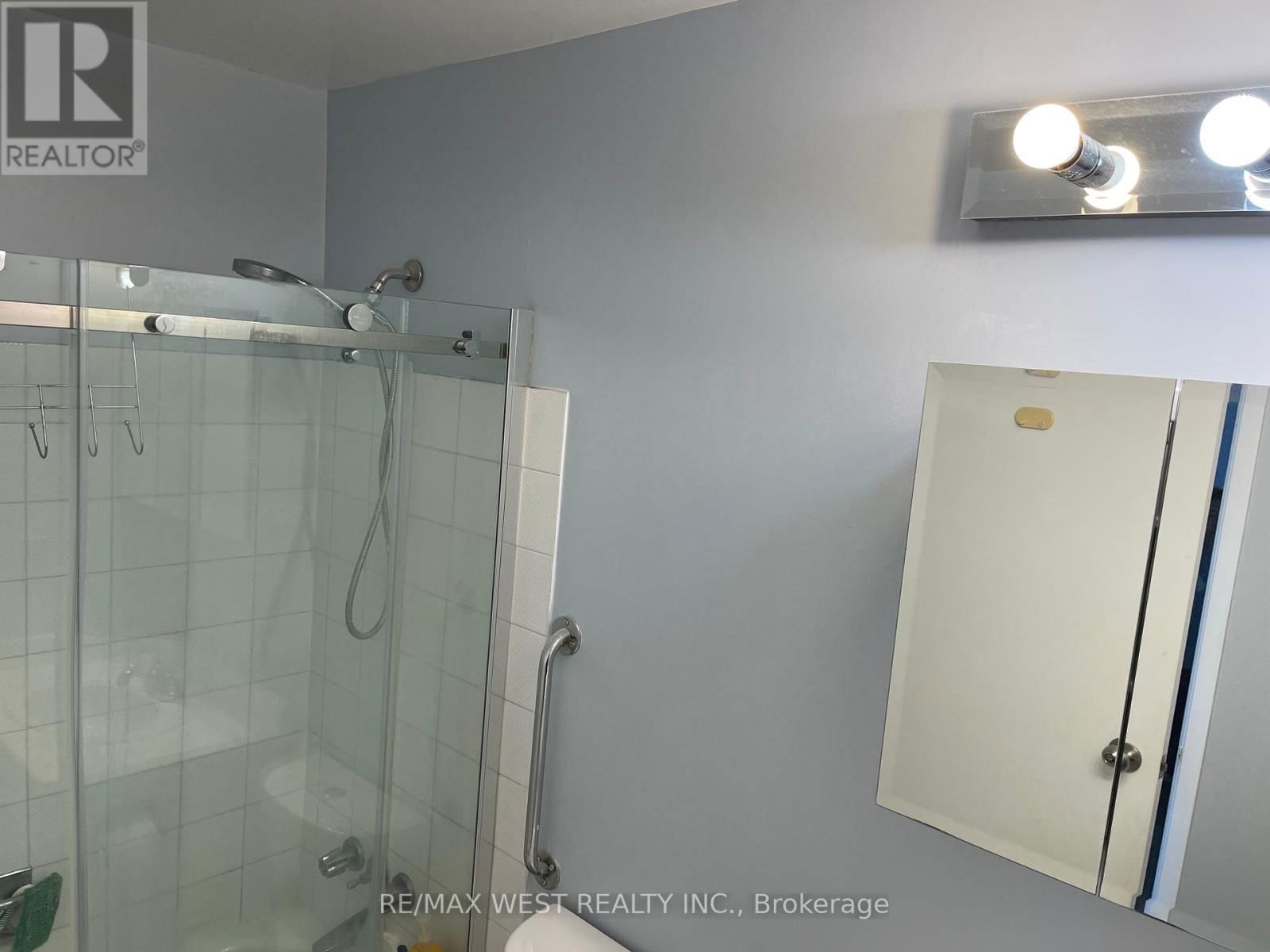 411 - 30 BLUE SPRINGS DRIVE Image 38