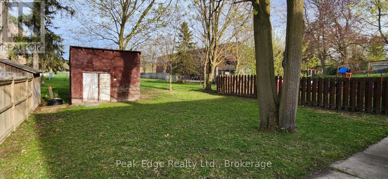 122 GIBSON STREET Image 15
