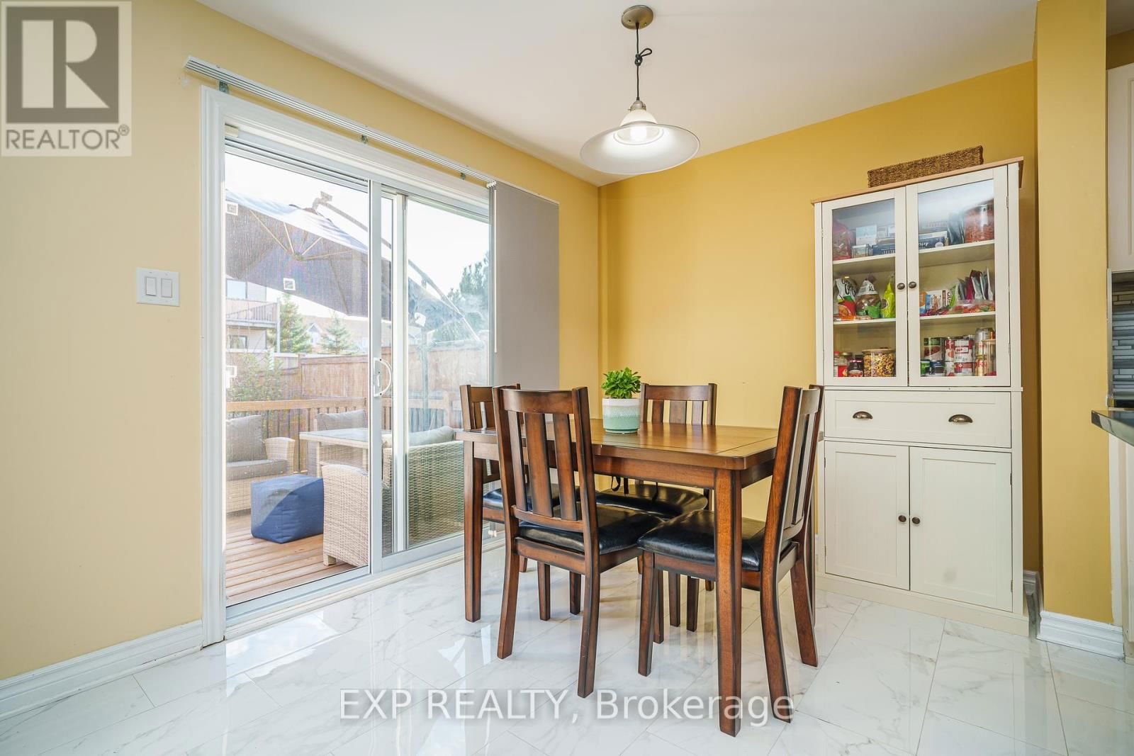 426 PILLETT STREET Image 14