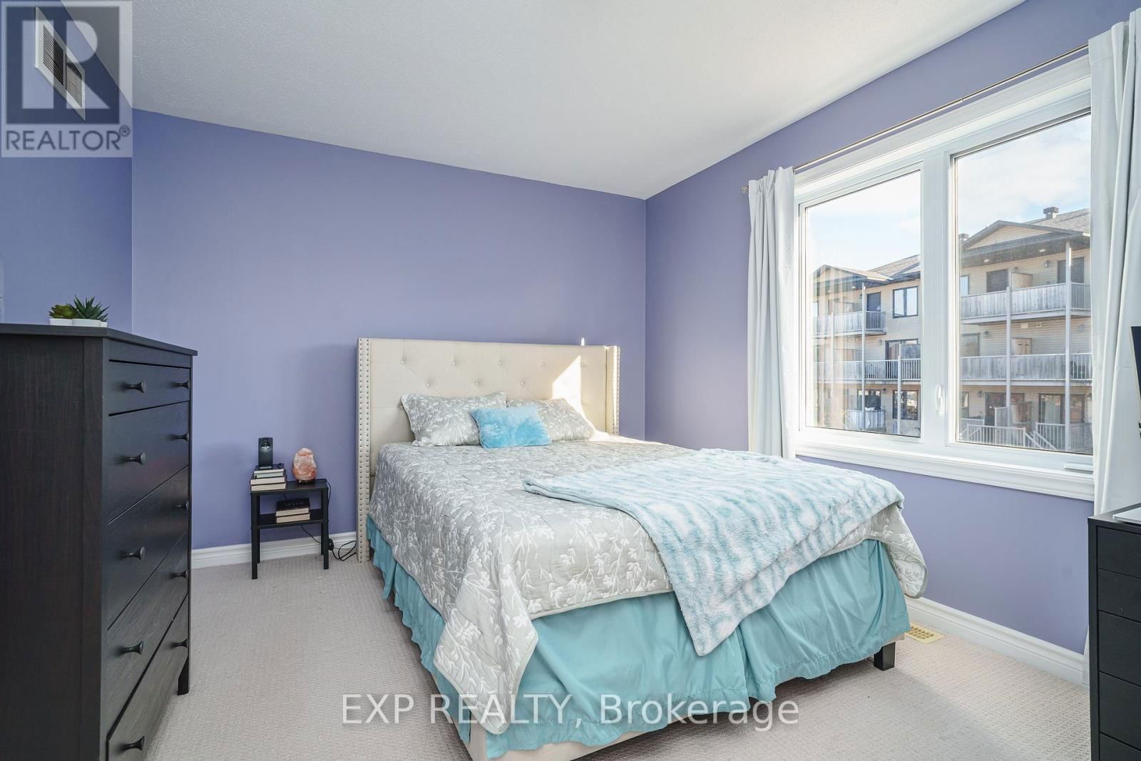 426 PILLETT STREET Image 21