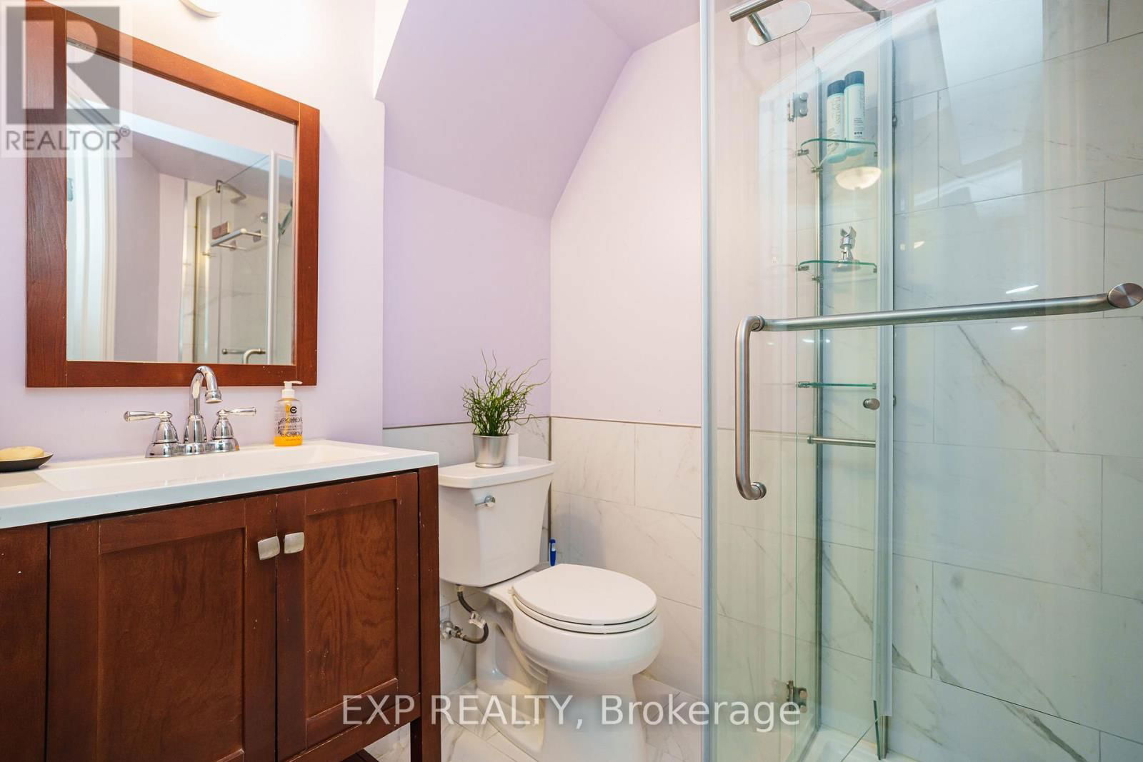 426 PILLETT STREET Image 25