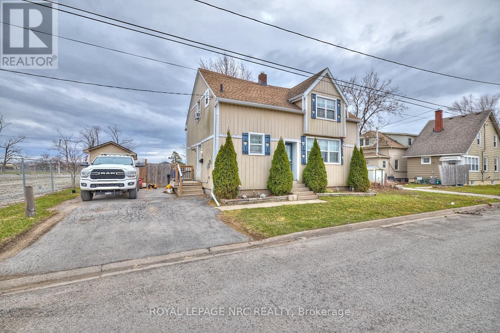 9 WATERLOO STREET Image 1