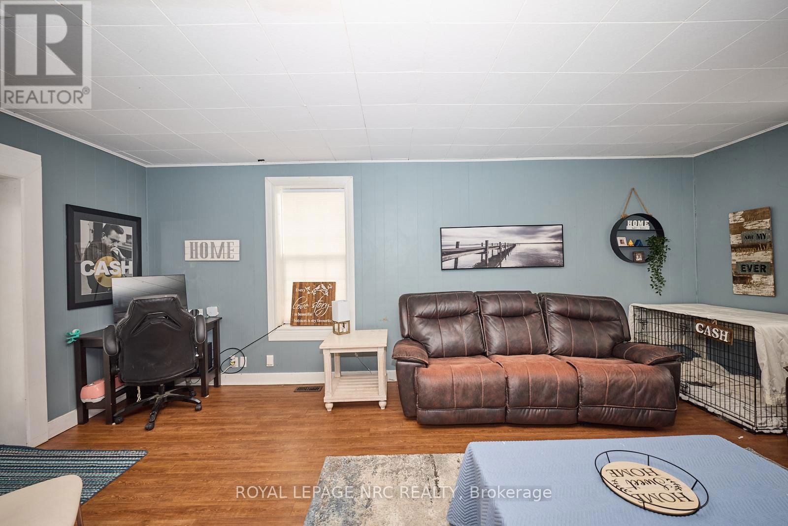 9 WATERLOO STREET Image 10