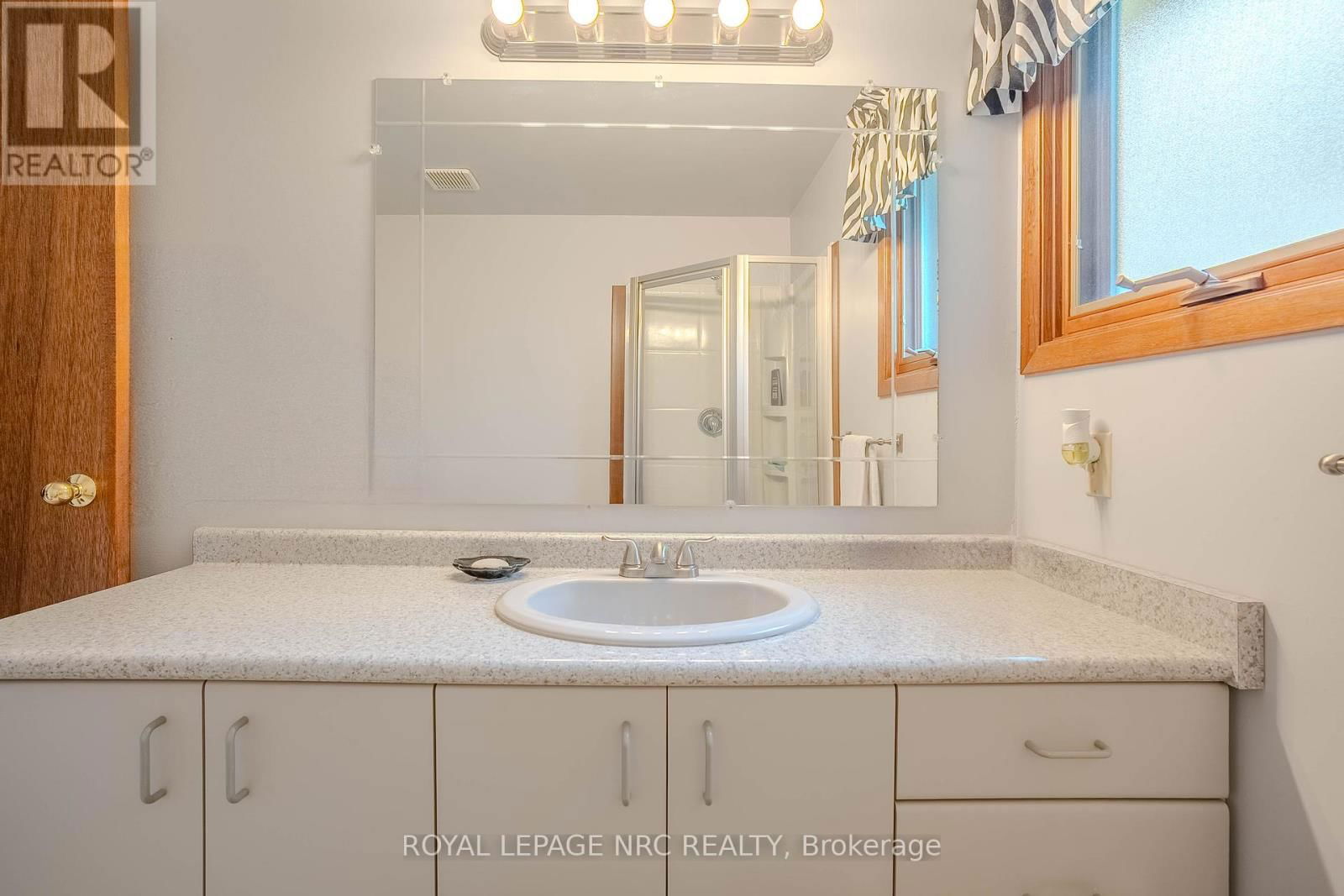 45 RIDGEWAY ROAD Image 16
