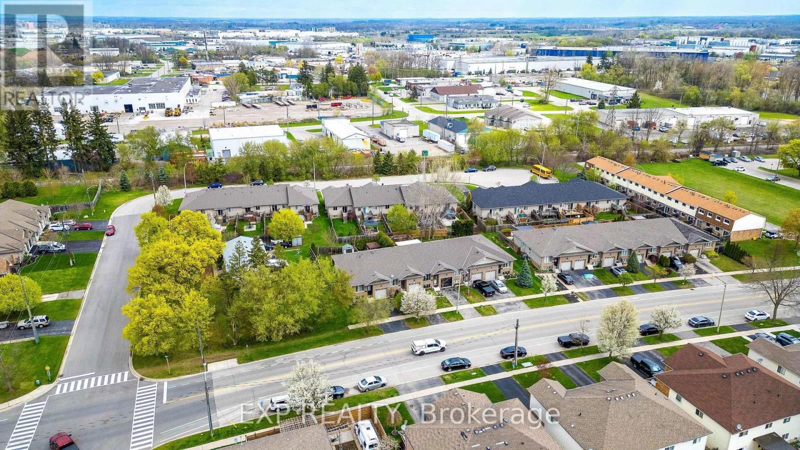 576 GREY STREET Image 50