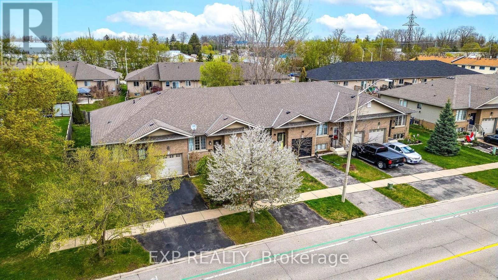 576 GREY STREET Image 9