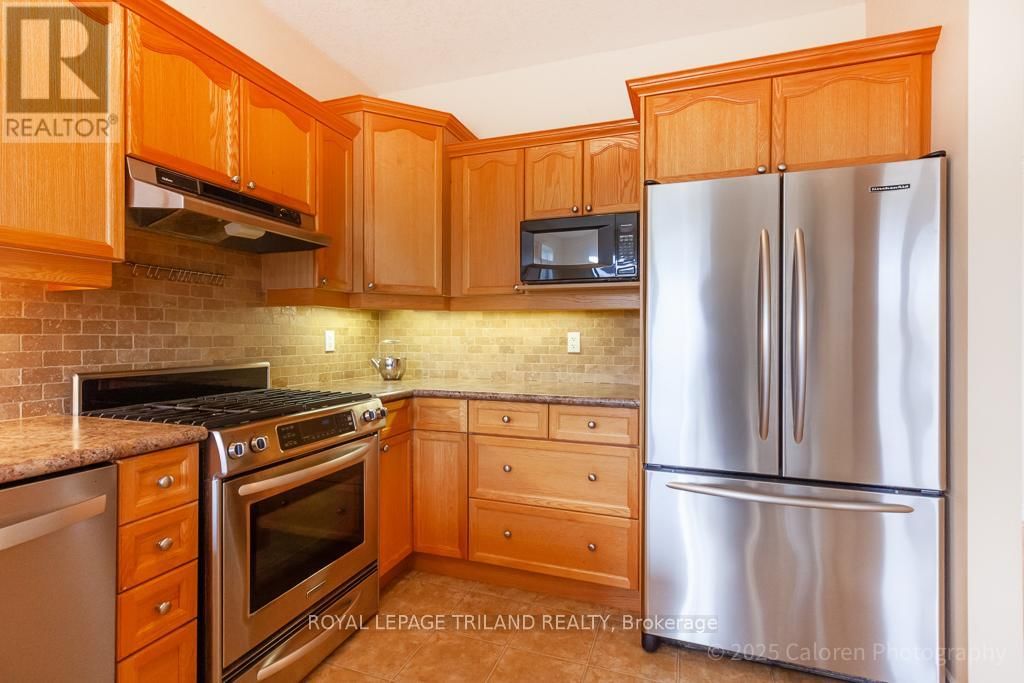 231 - 600 HYDE PARK ROAD Image 20