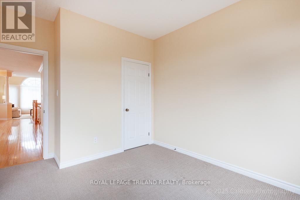 231 - 600 HYDE PARK ROAD Image 30