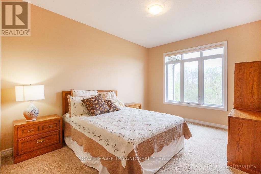231 - 600 HYDE PARK ROAD Image 32