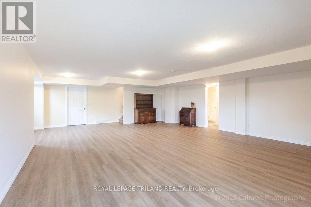231 - 600 HYDE PARK ROAD Image 41