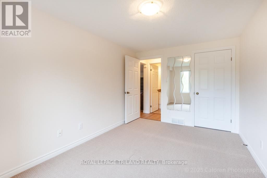 231 - 600 HYDE PARK ROAD Image 43