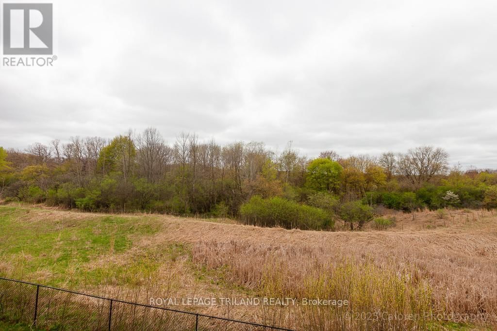231 - 600 HYDE PARK ROAD Image 5