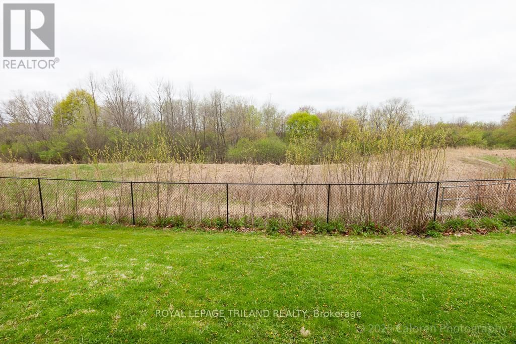 231 - 600 HYDE PARK ROAD Image 7