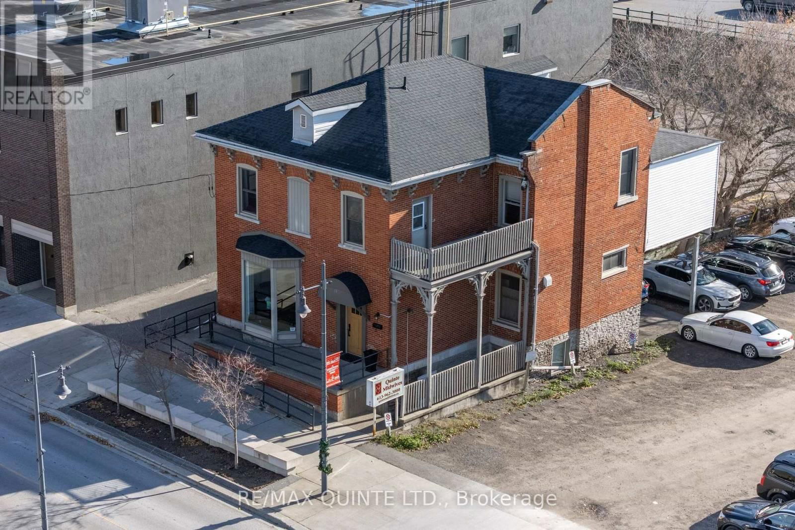 11 VICTORIA AVENUE Image 1
