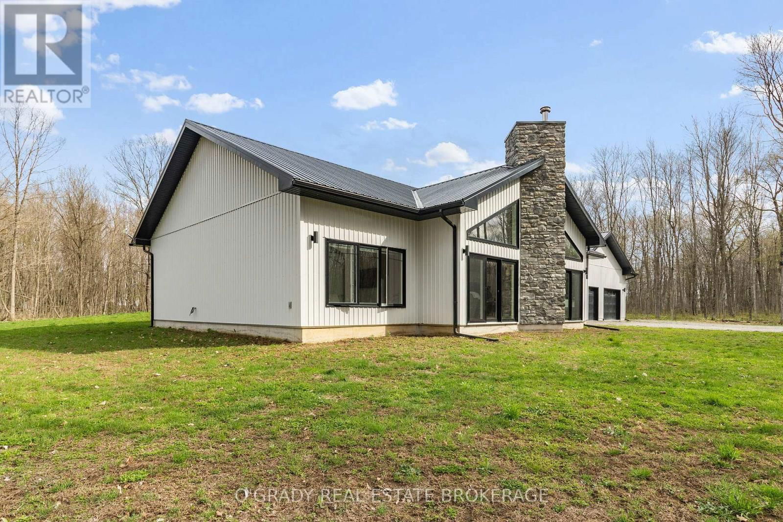 220 8TH LINE ROAD Image 10