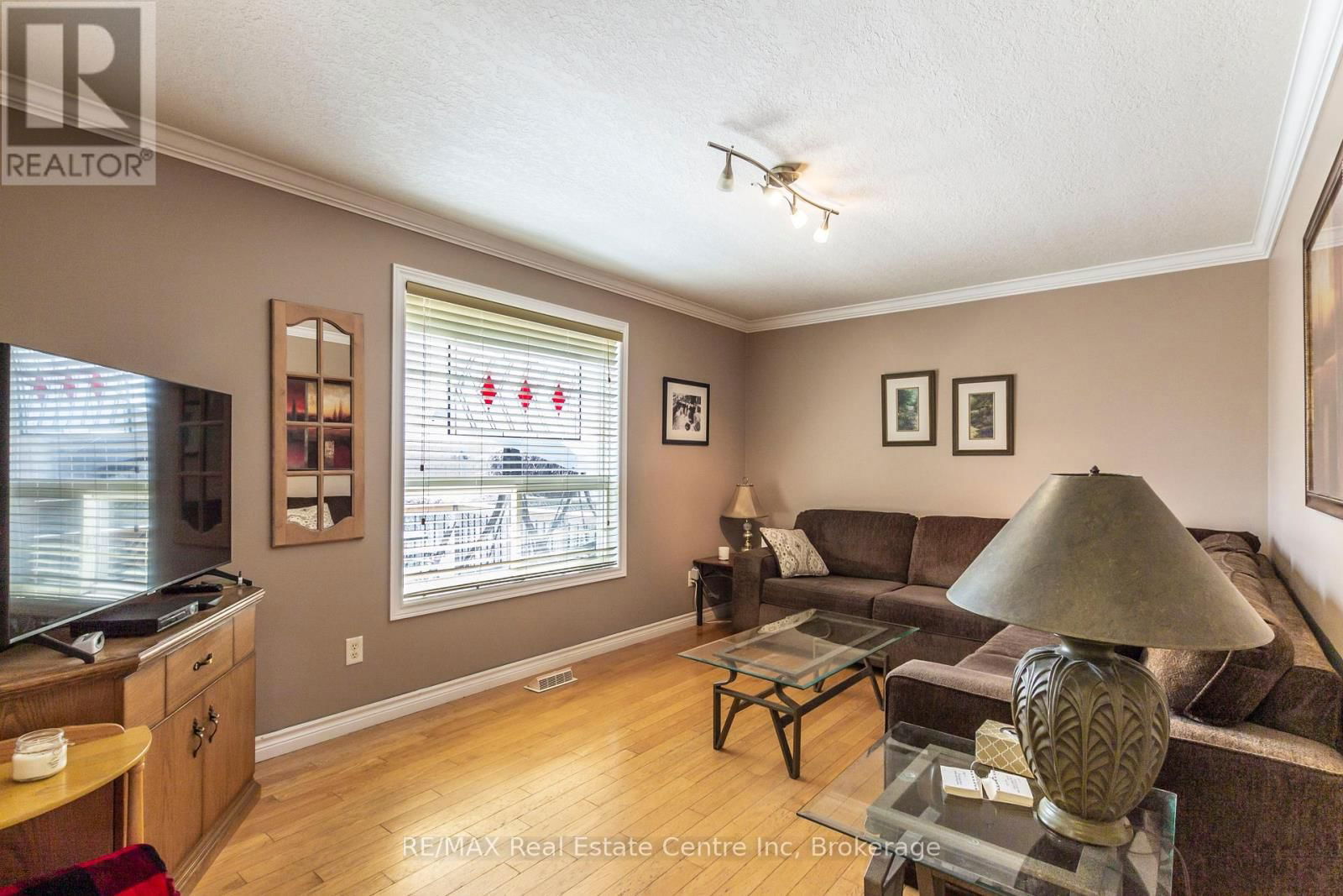 40 BAILEY AVENUE Image 11