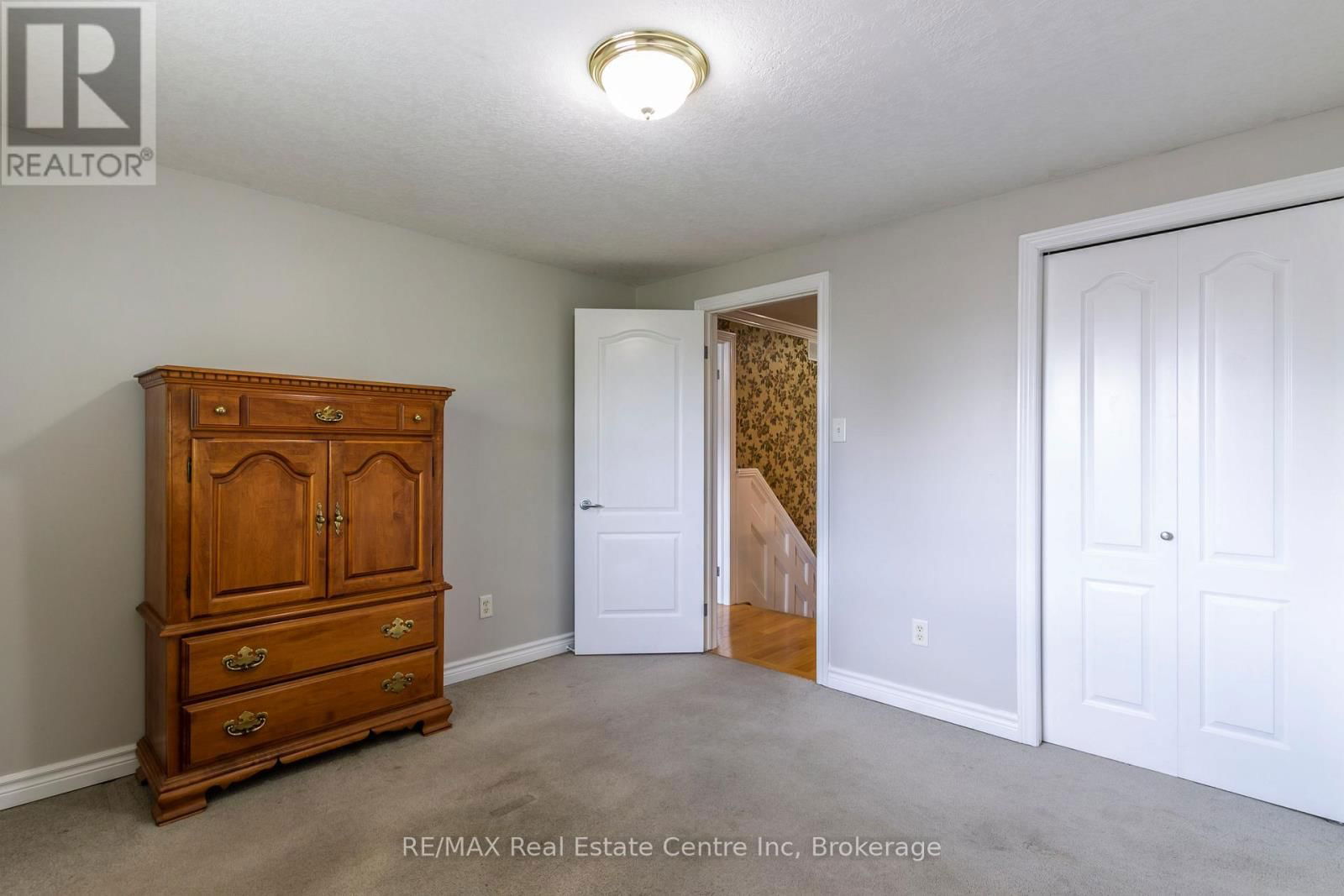 40 BAILEY AVENUE Image 15