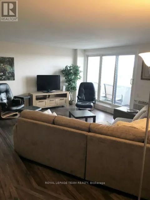 1705 - 1081 AMBLESIDE DRIVE Image 11