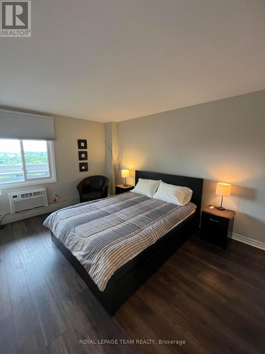 1705 - 1081 AMBLESIDE DRIVE Image 13