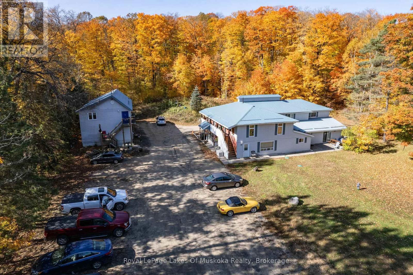 1070 592 NORTH Image 1