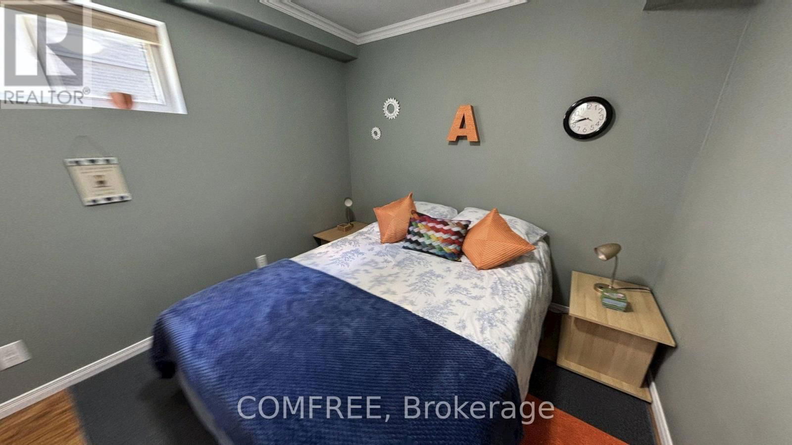 284 ROCKINGHAM COURT Image 21