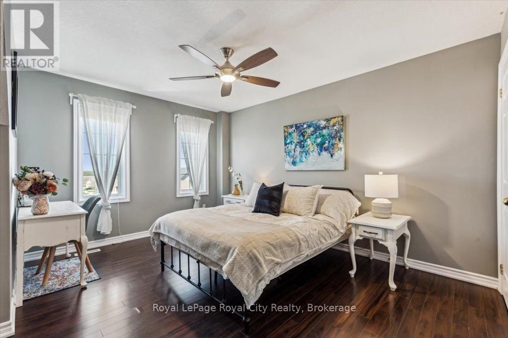 19B - 15 CARERE CRESCENT Image 19
