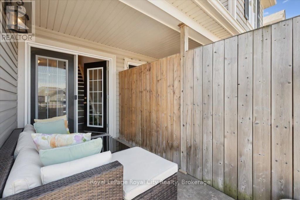 19B - 15 CARERE CRESCENT Image 27
