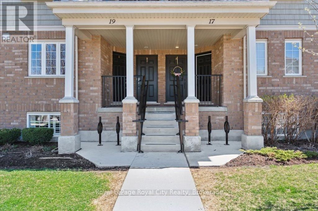 19B - 15 CARERE CRESCENT Image 4