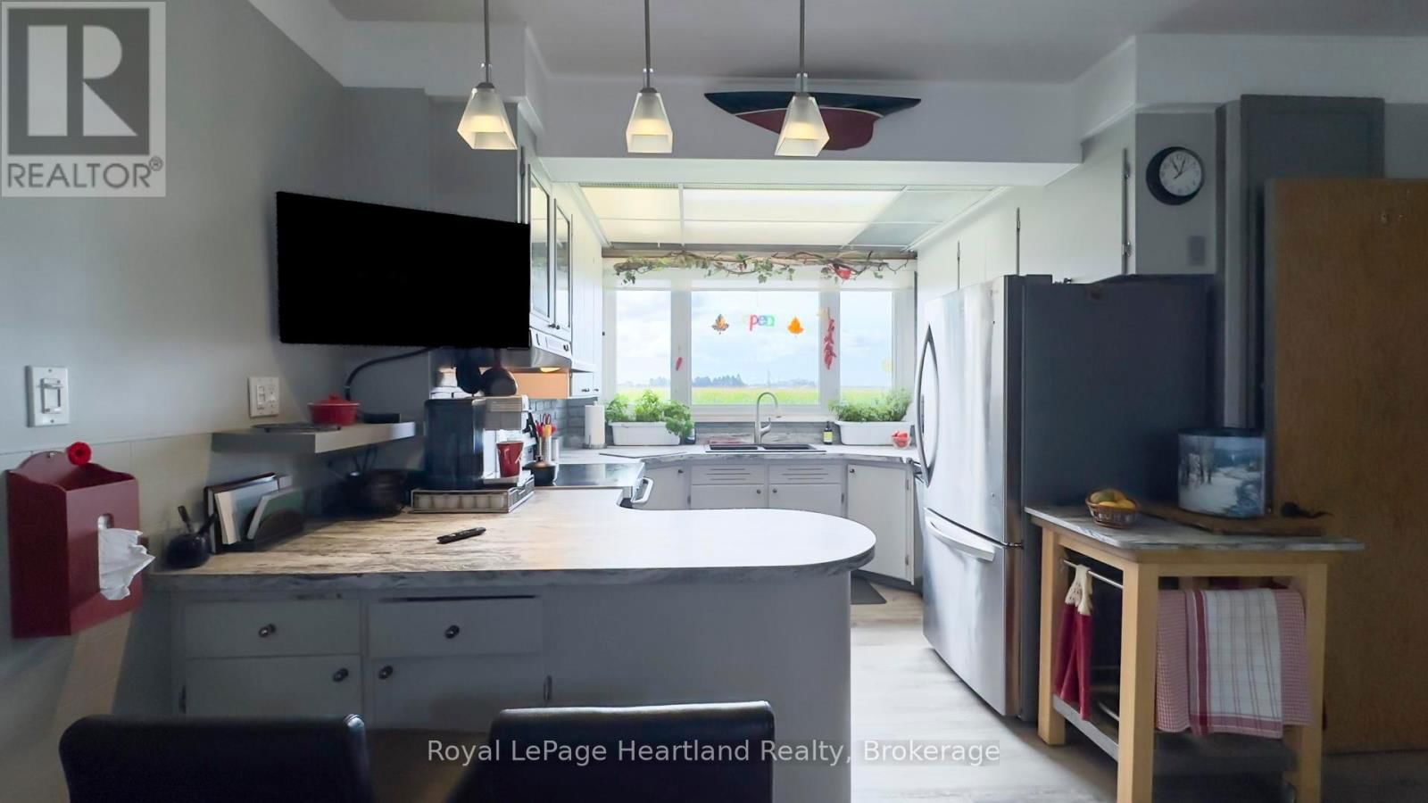 73399 LONDON ROAD Image 14