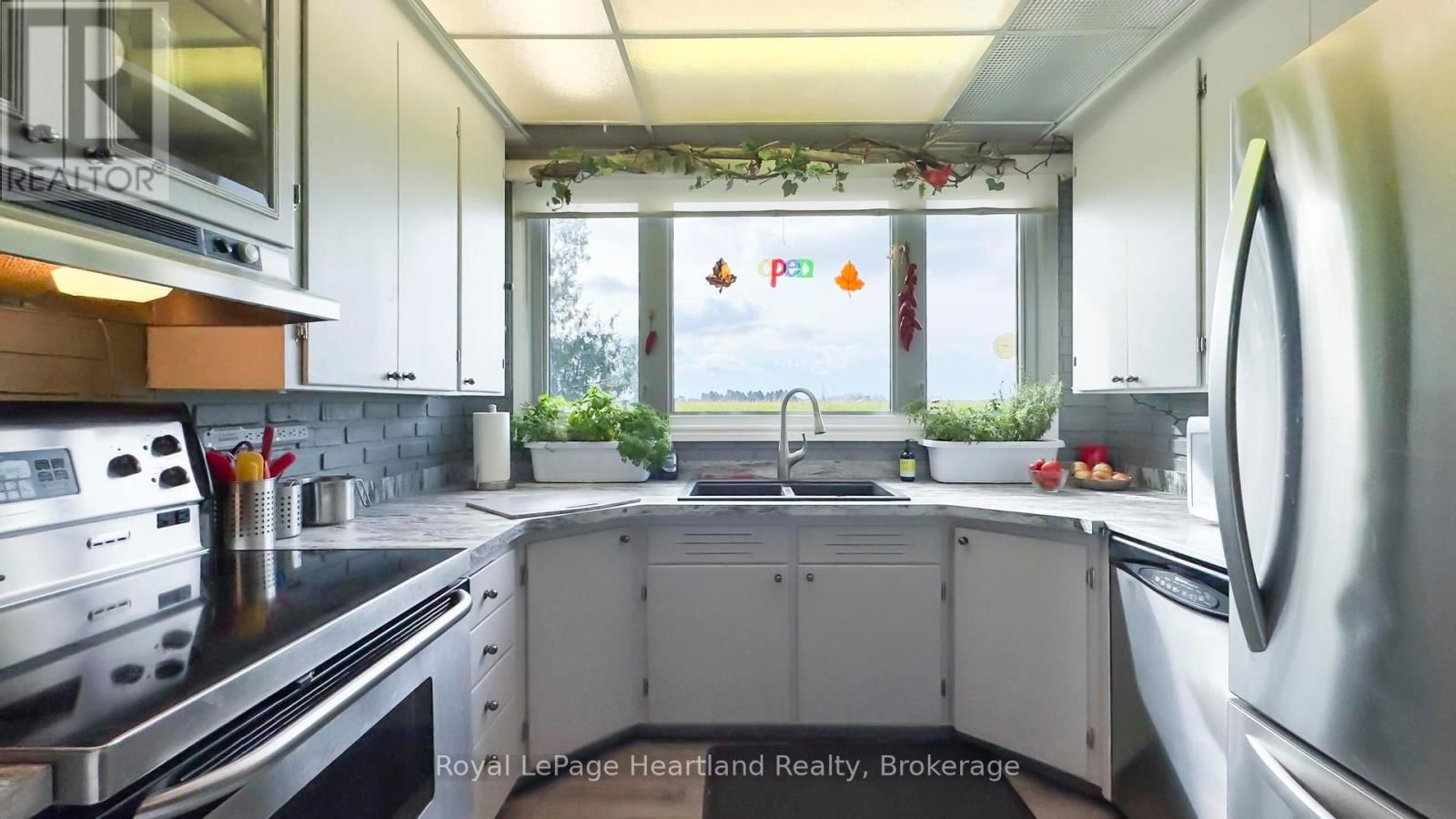 73399 LONDON ROAD Image 15