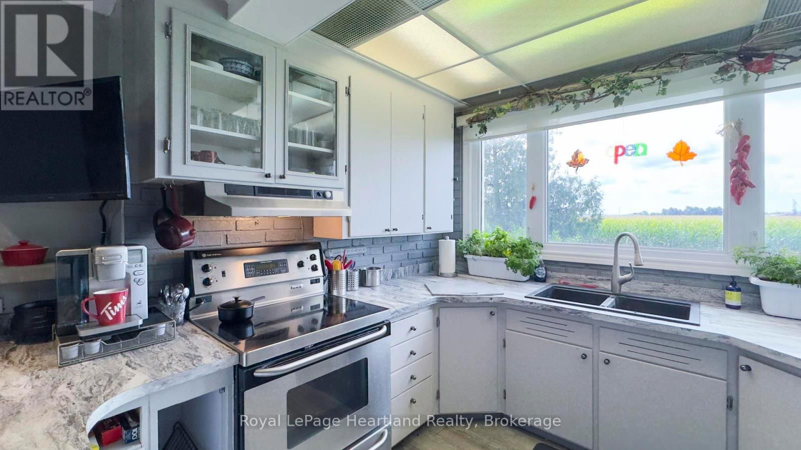 73399 LONDON ROAD Image 16