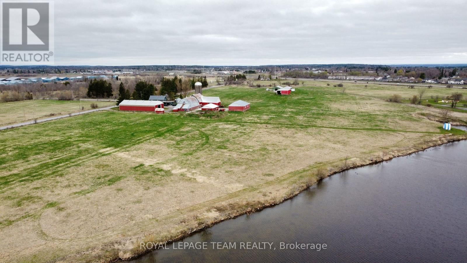 210 BASKIN DRIVE EAST Image 31