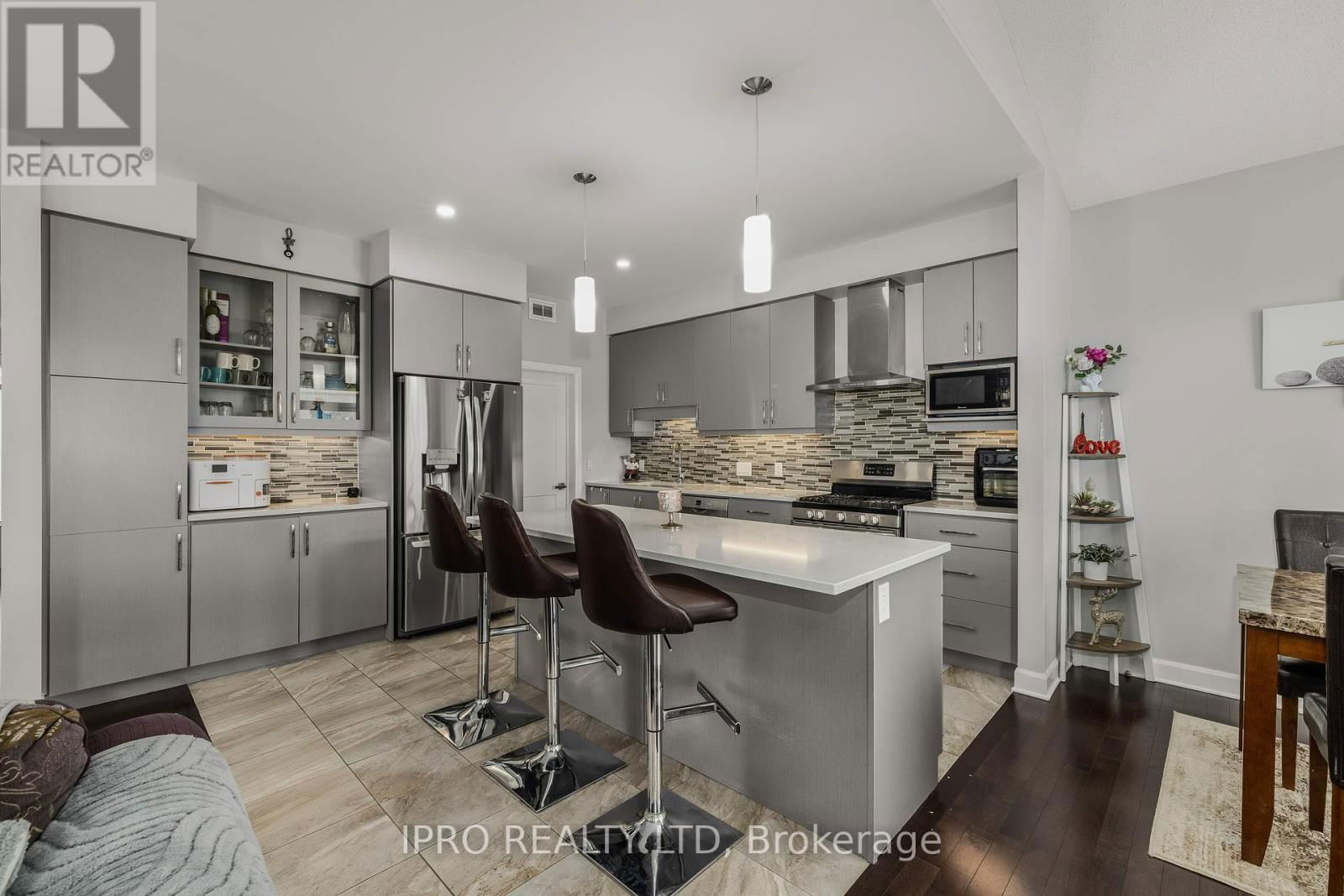 1139 HORIZON DRIVE Image 11