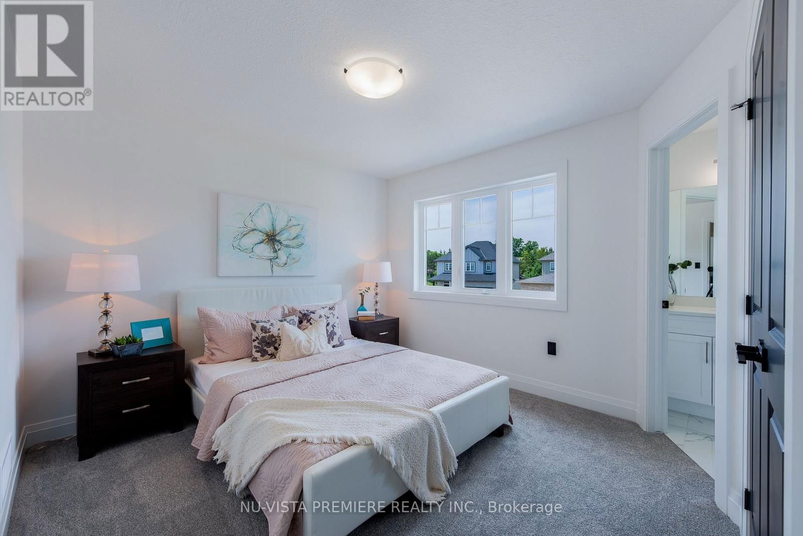 28 BASIL CRESCENT Image 33